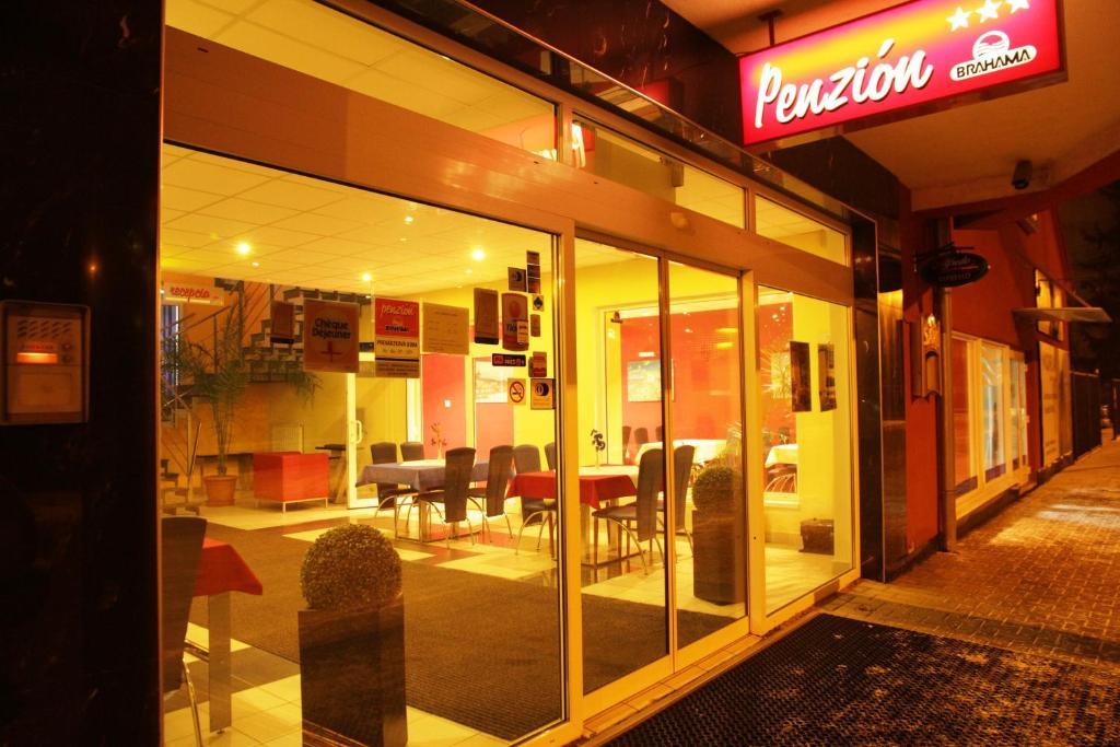Penzion Brahama Прешов Экстерьер фото